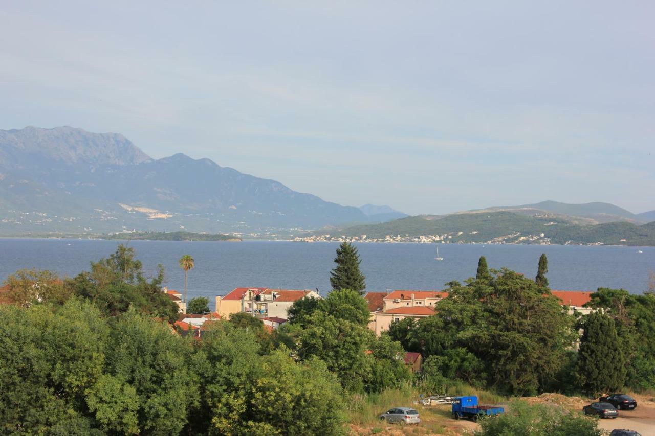 Julia * Baošići